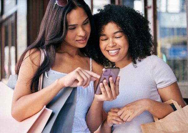 Pourquoi utiliser des codes promo influenceurs pour vos achats en ligne ?